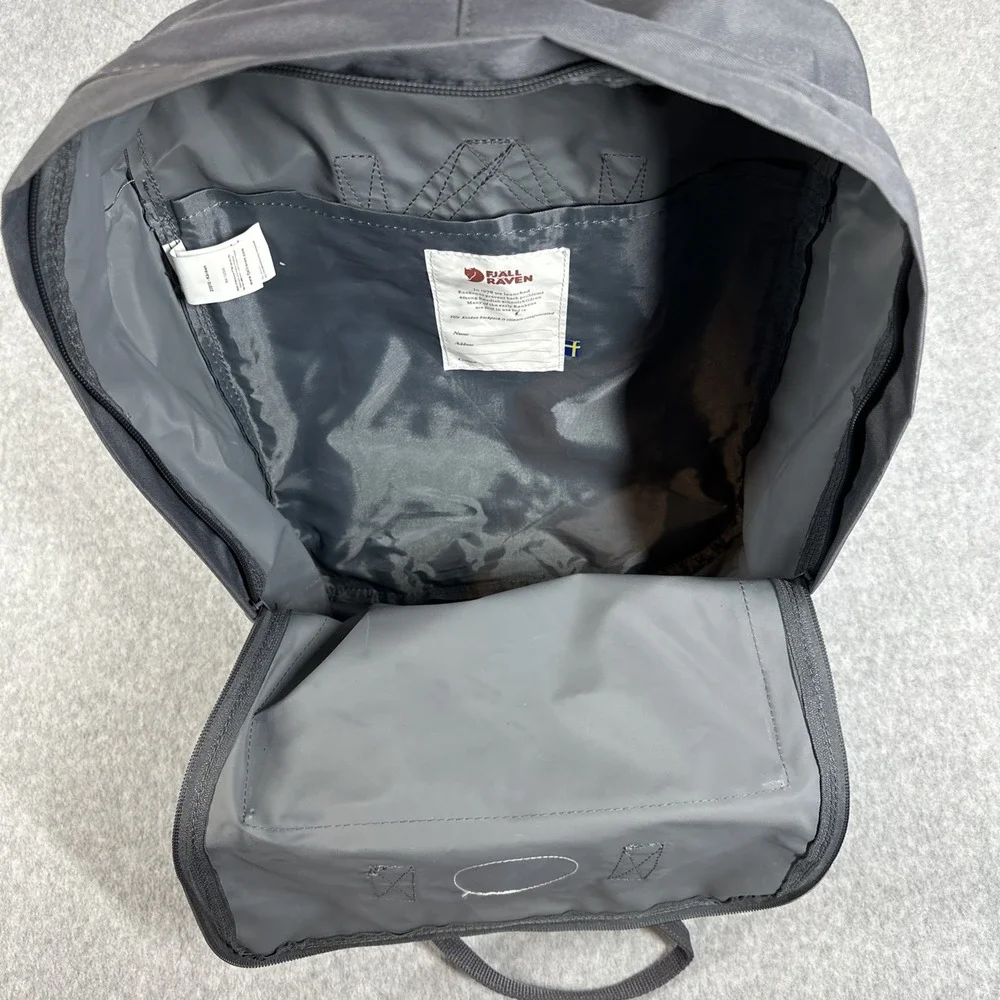 Fjallraven Kanken 23510 Classic Laptop Bag Adjustable Strap Fox Snap Grey